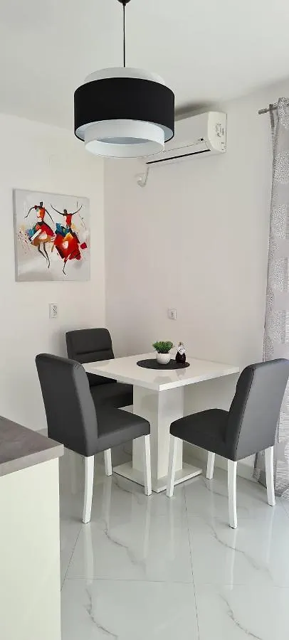 Apartments Orlic Sali